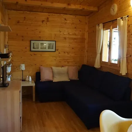Vakantiehuis Casasdecasper - Camping Italie אתר קמפינג פורלצה